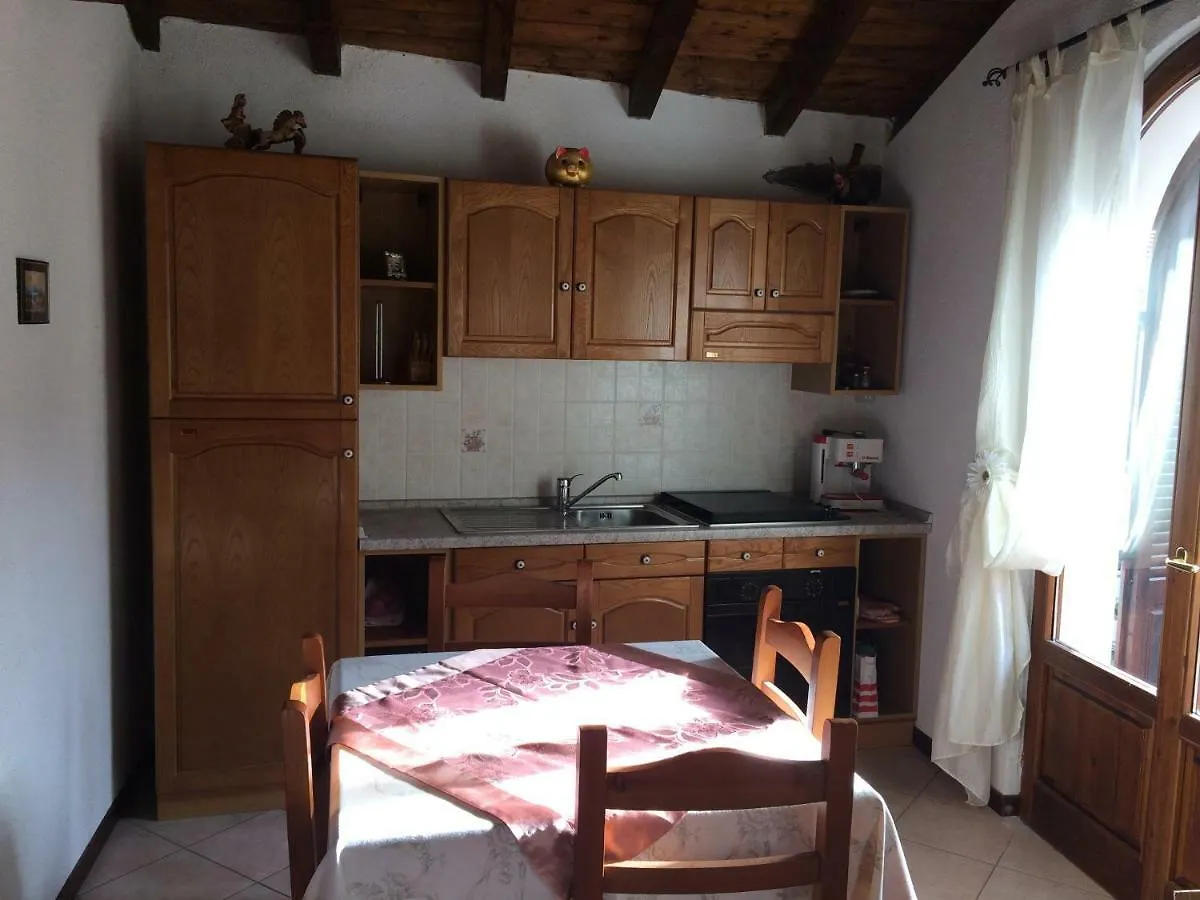 Chalet Con Piscina Garzeno Holiday home
