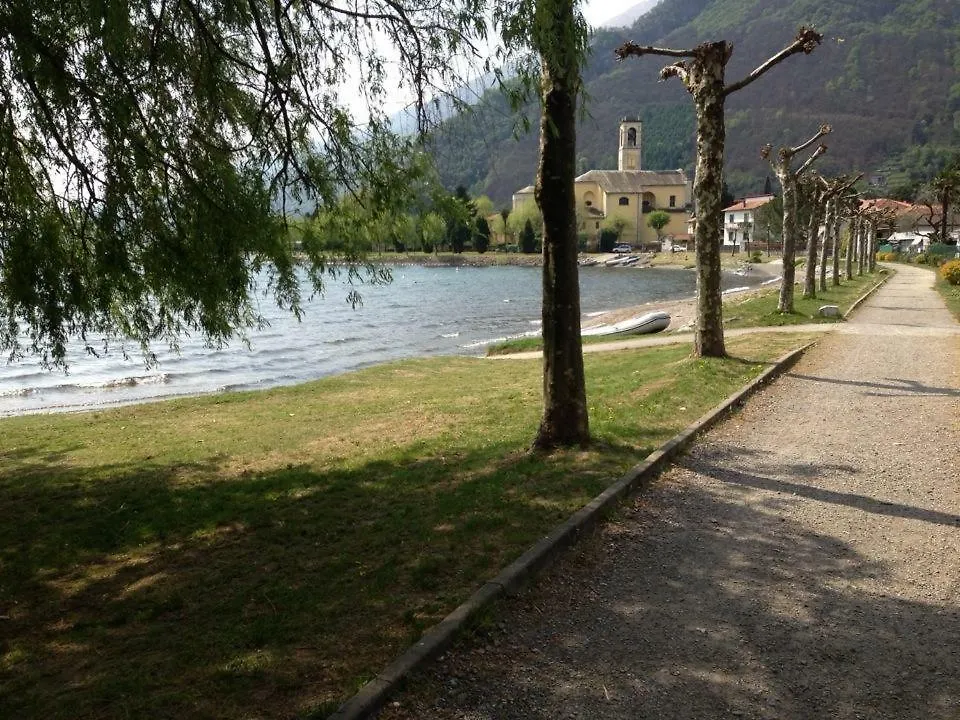 Chalet Con Piscina Garzeno イタリア