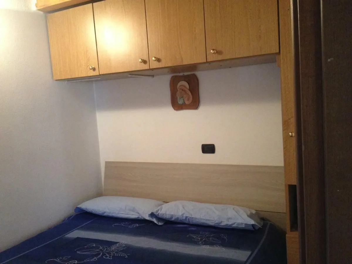 Chalet Con Piscina Garzeno イタリア