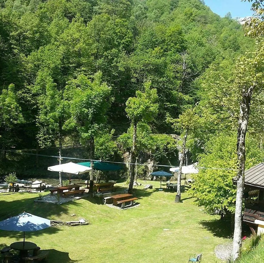 Chalet Con Piscina Garzeno 0*,  イタリア